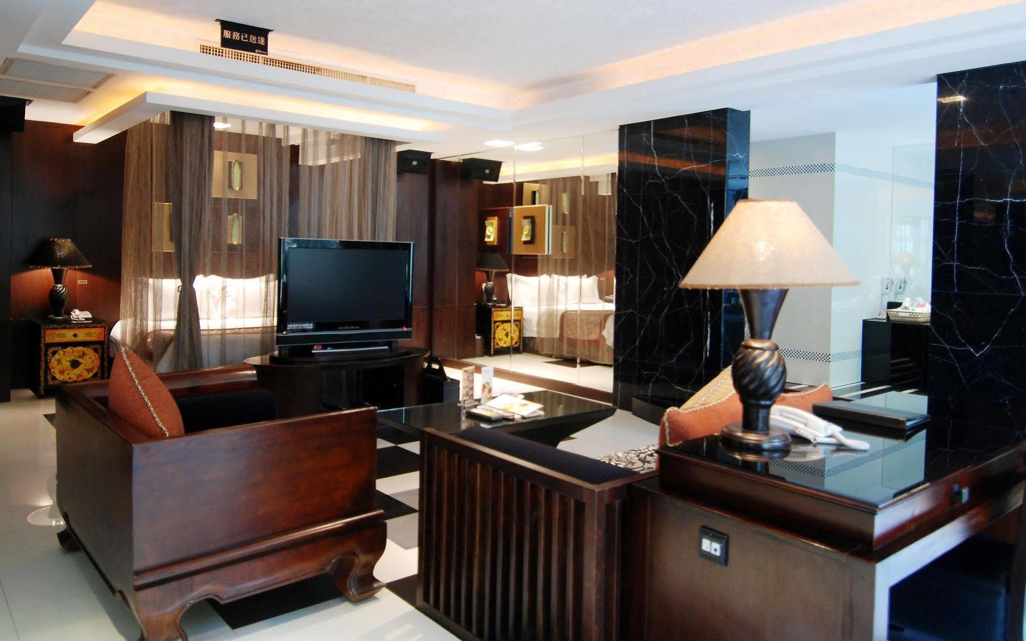 Yes Motel Zhonghe  Dış mekan fotoğraf