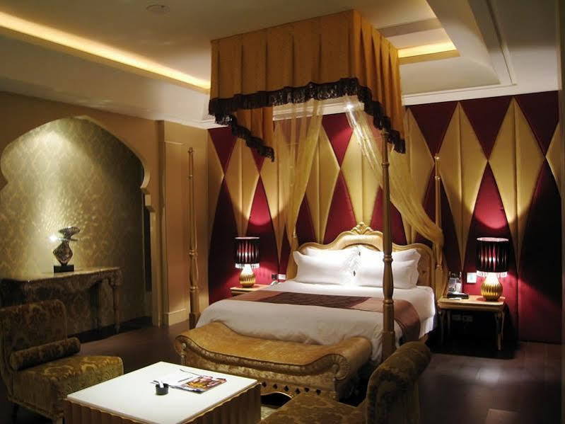 Yes Motel Zhonghe  Dış mekan fotoğraf