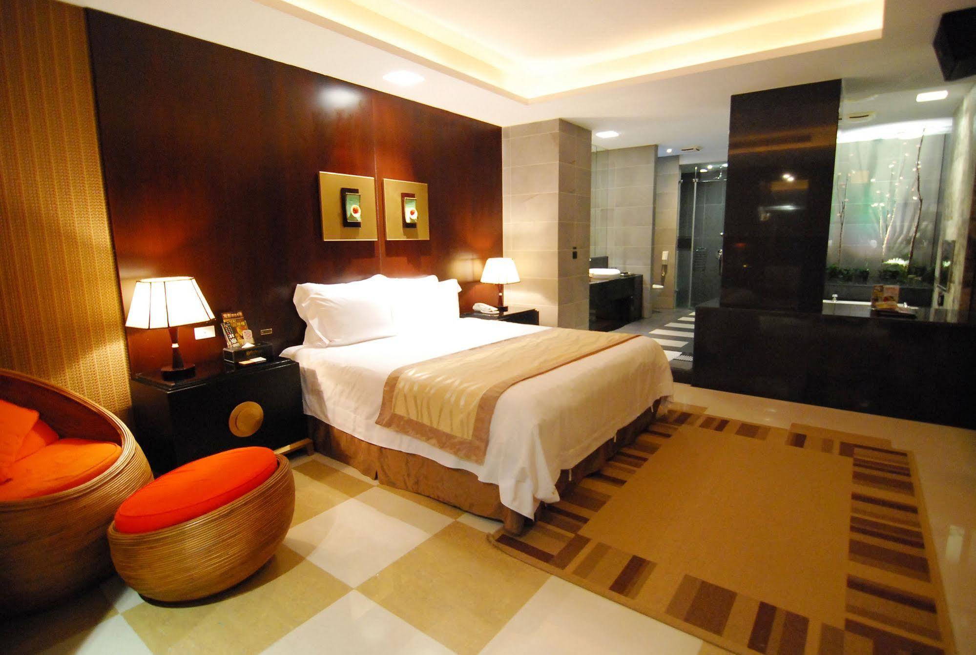 Yes Motel Zhonghe  Dış mekan fotoğraf