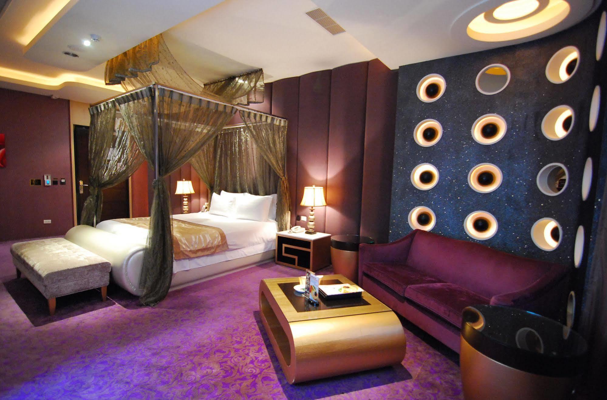 Yes Motel Zhonghe  Dış mekan fotoğraf